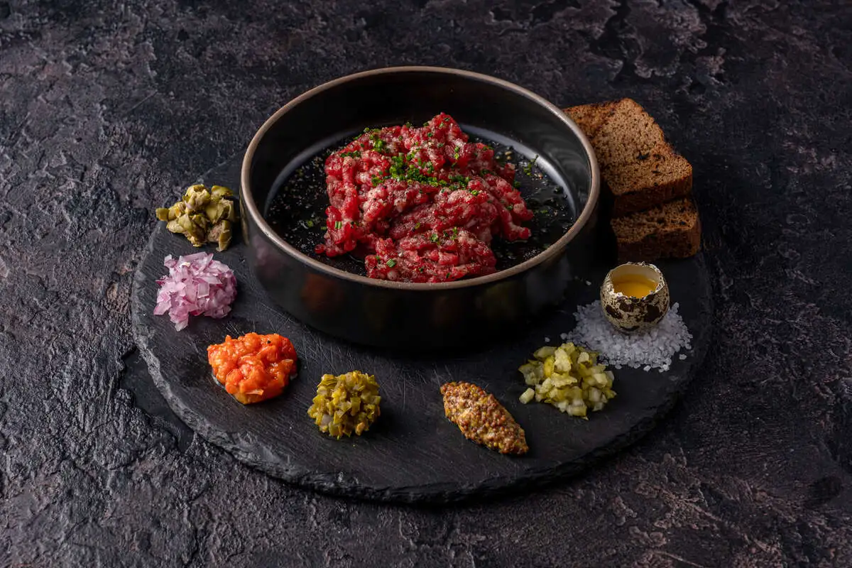 Тар-тар Сам себе Шеф