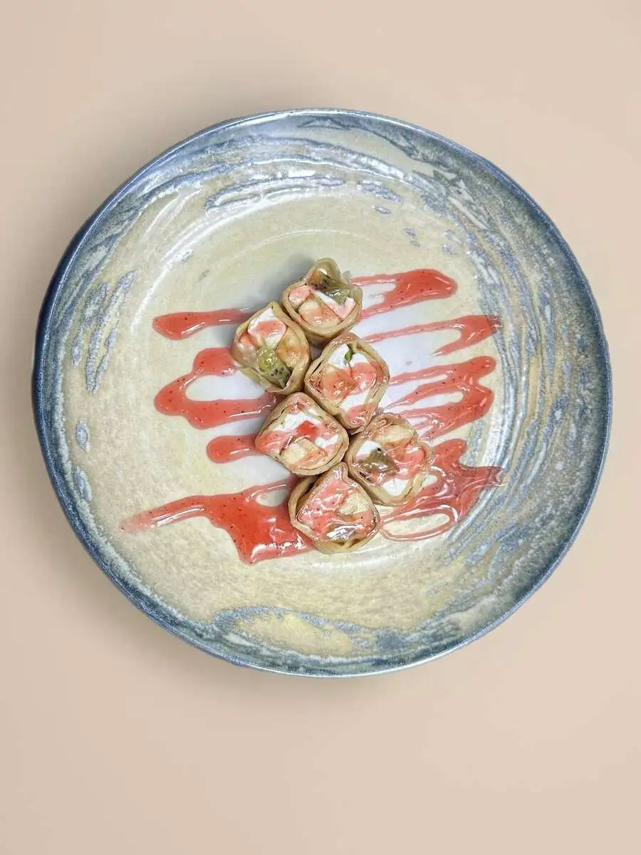 Клубничный ролл 220гр