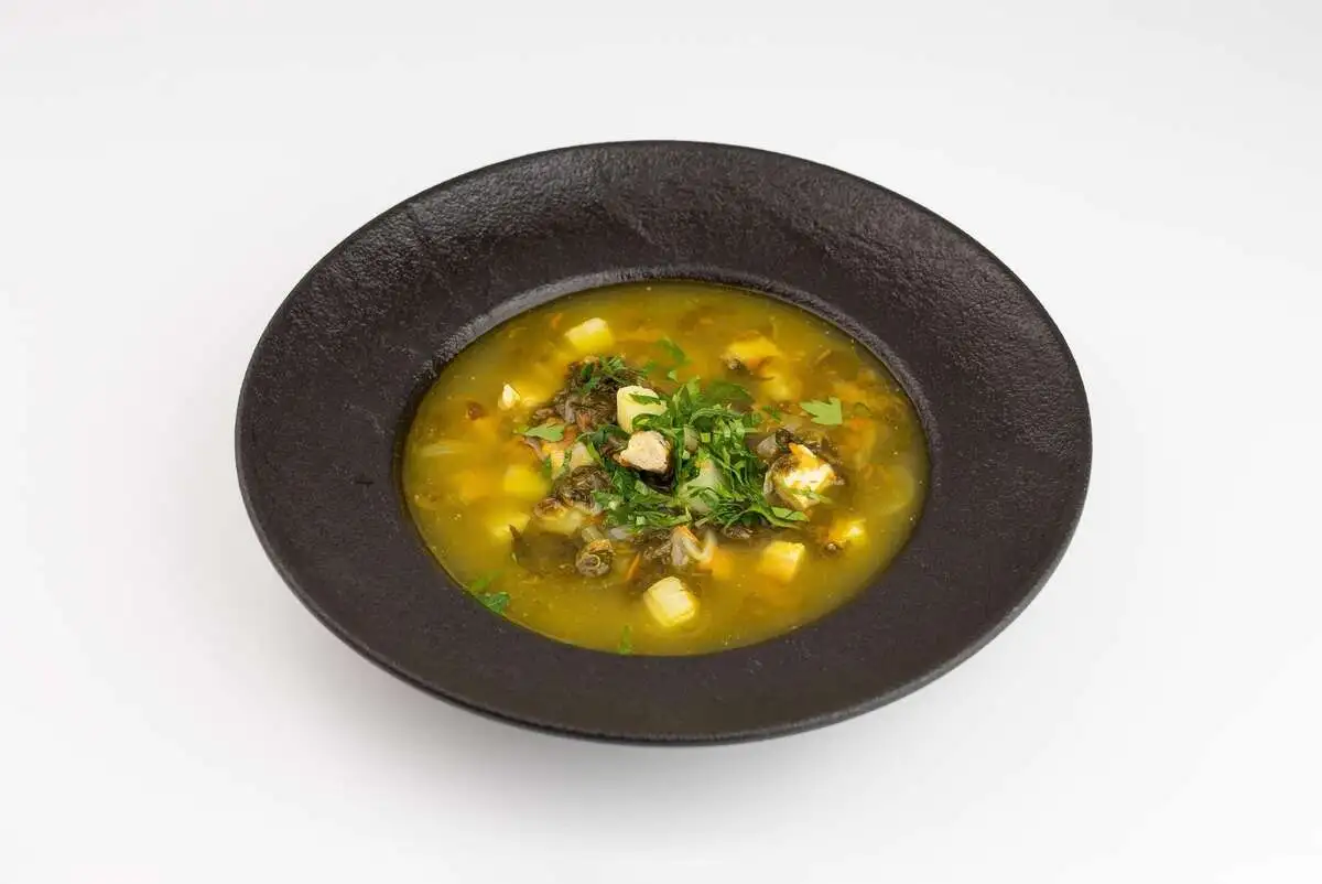 Суп куриный со щавелем