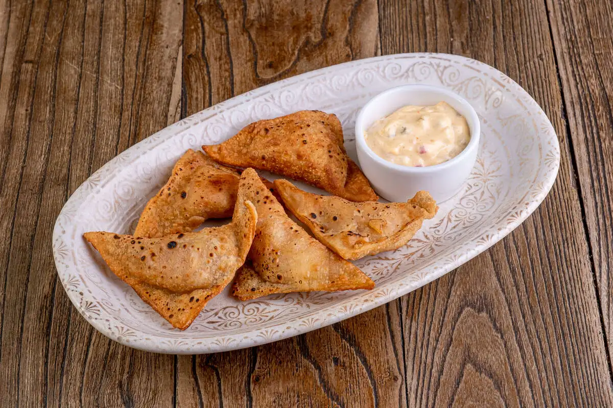 Панцеротти с чоризо и мортаделлой