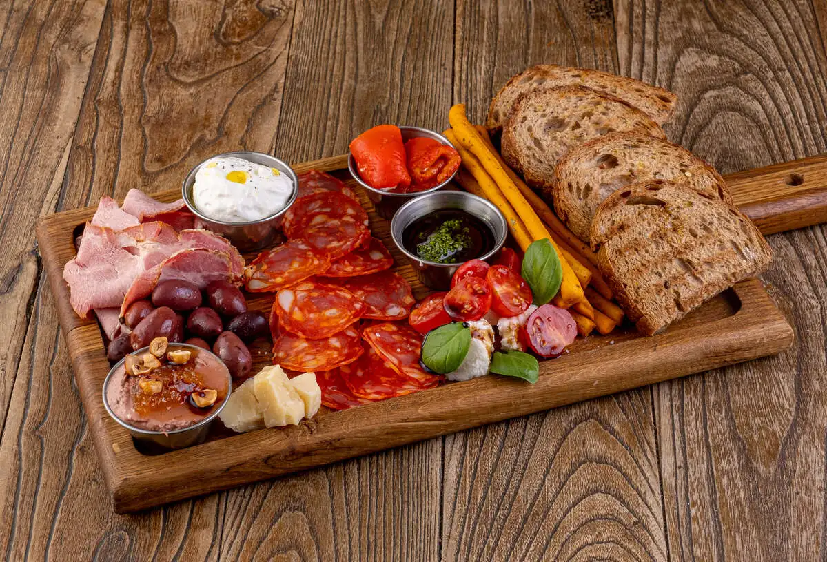 Тарелка антипасти