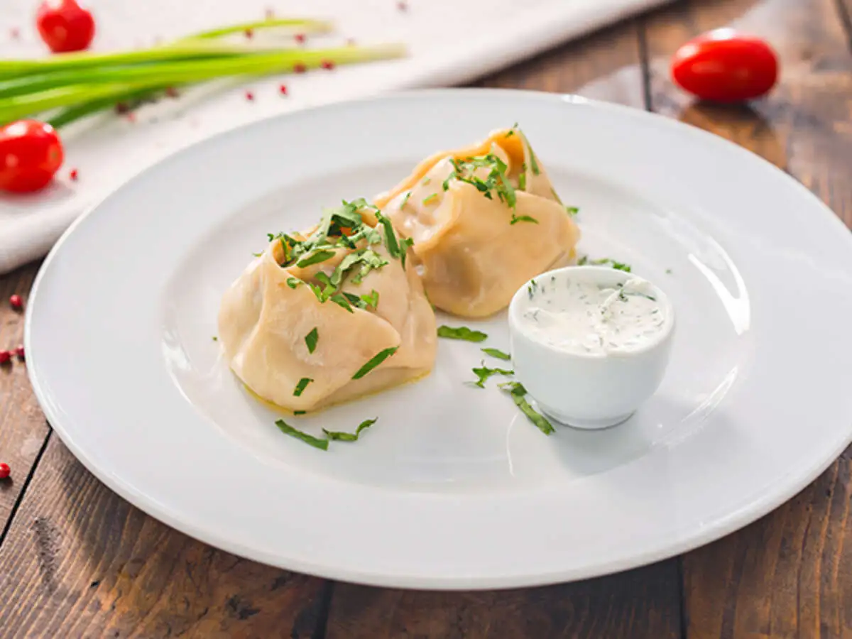 Манты с крученой бараниной