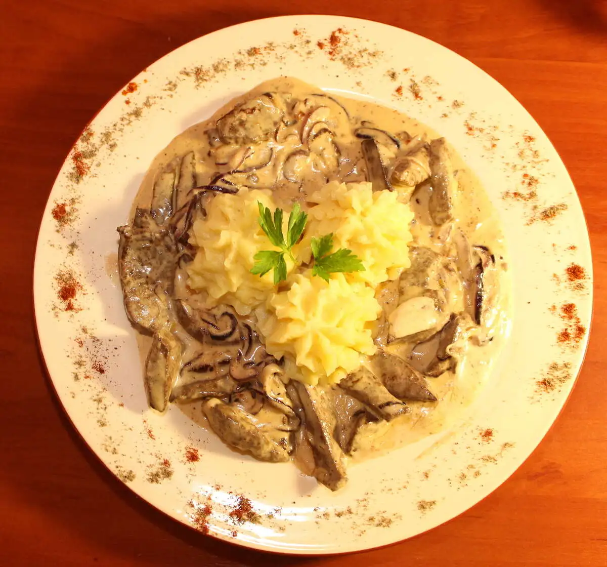 Бефстроганов