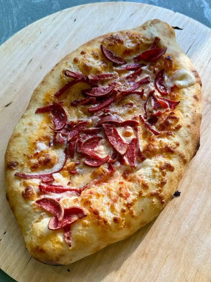 Хачапури с колбасой