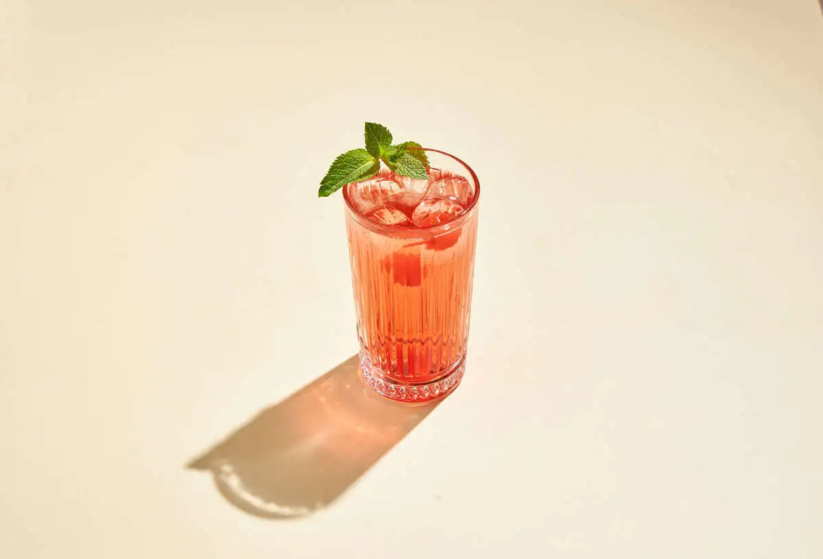 Лимонад черешня-барбарис