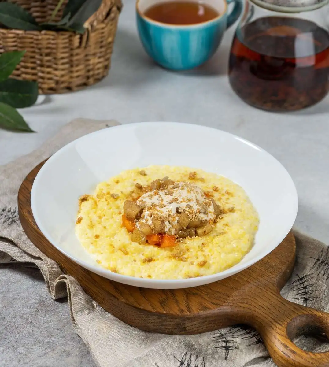 Каша пшённая с тыквой и яблоком