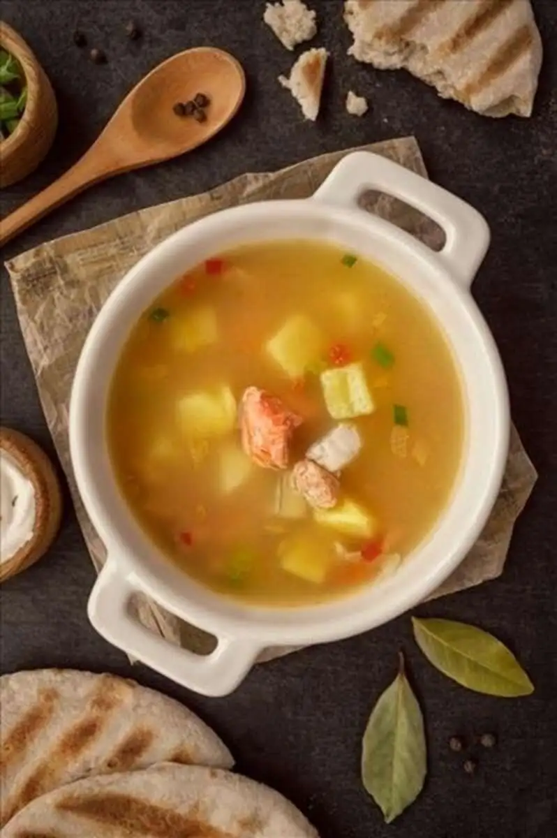 Уха с форелью и треской