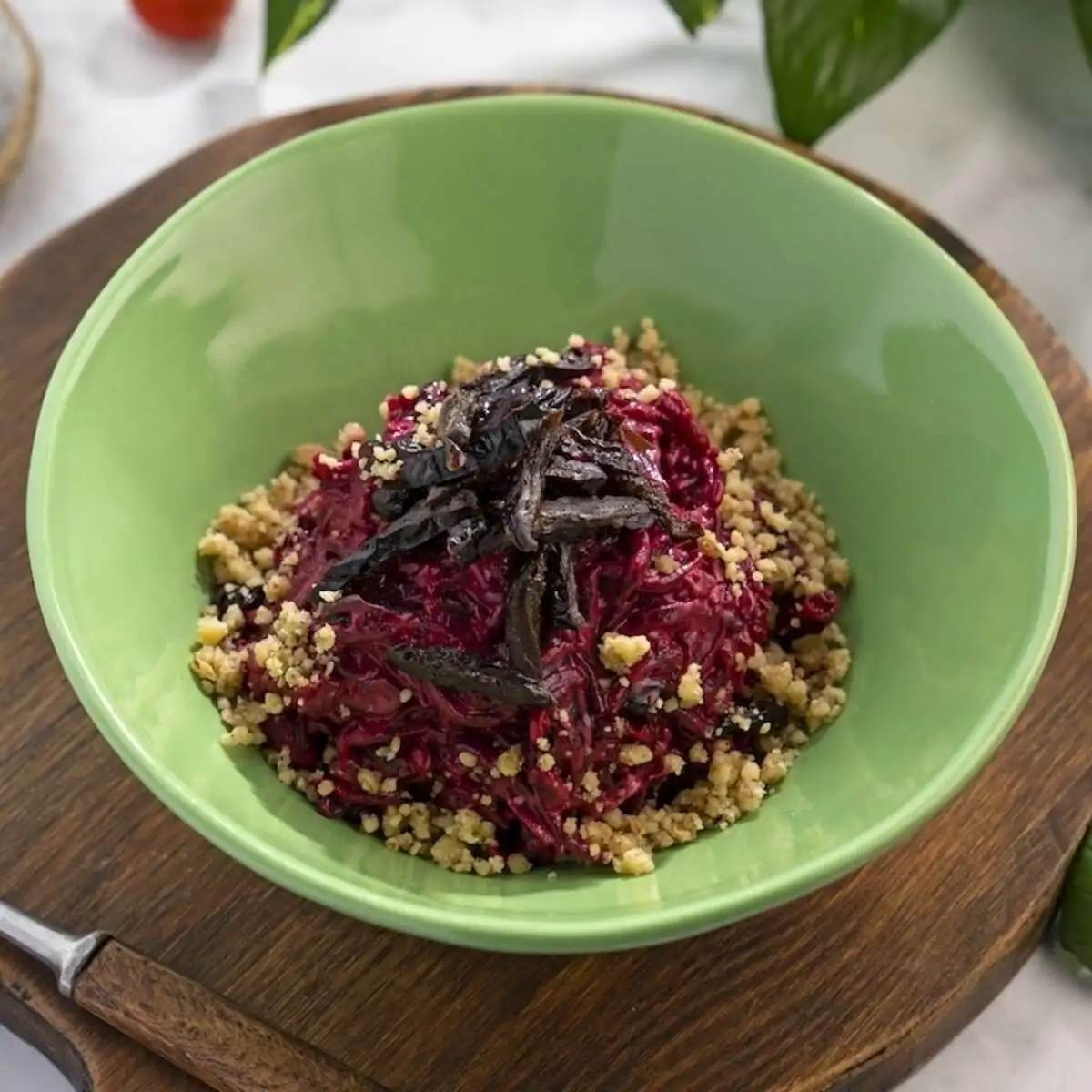 Салат свекольный с черносливом