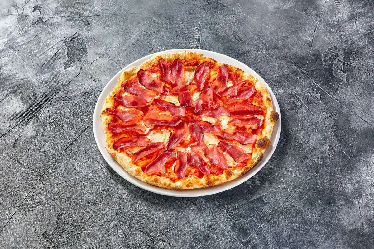 Пицца С бастурмой