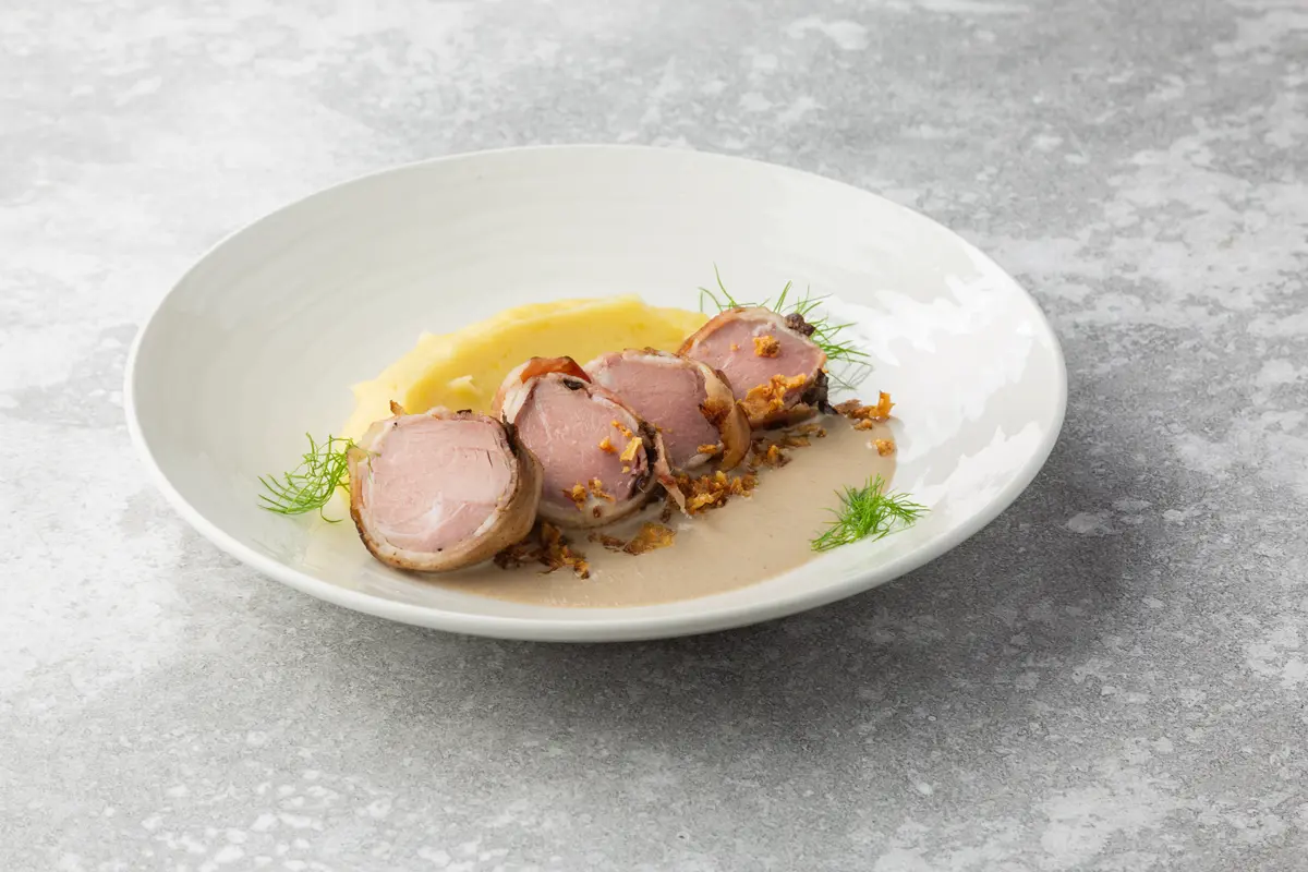 Медальоны из свинины