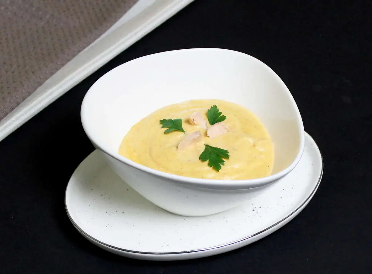 Крем суп из лосося