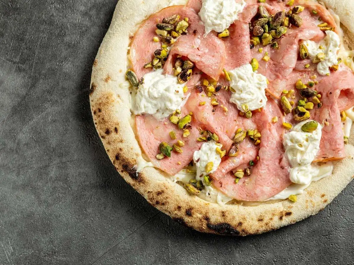 Мортаделла Фисташка Страчателла