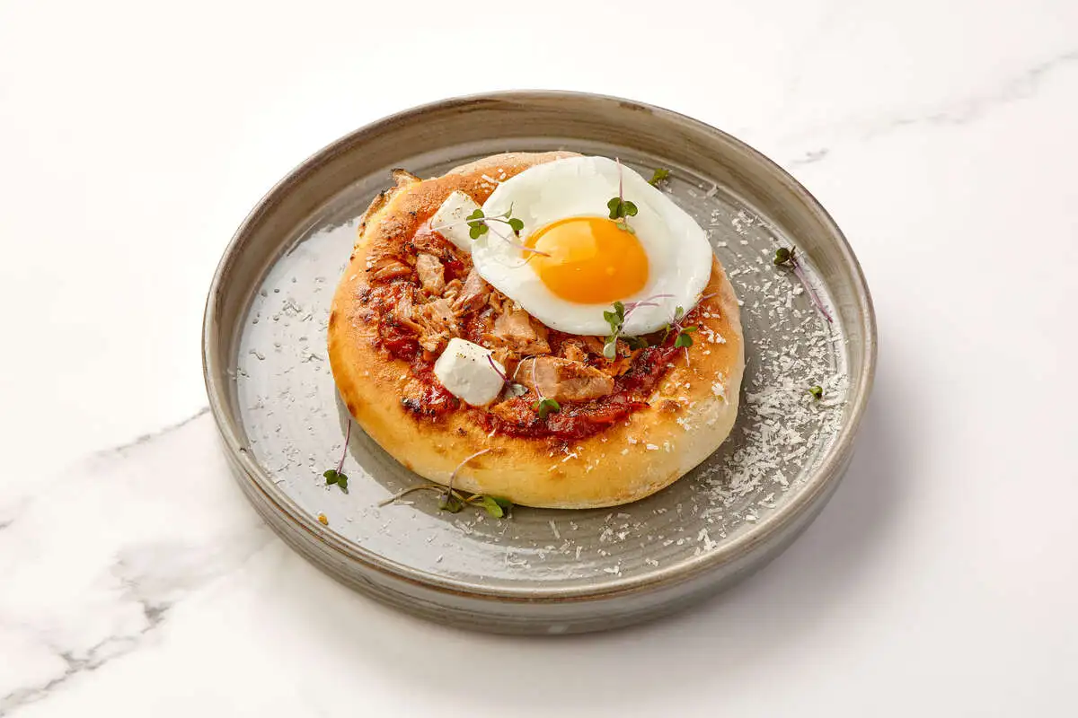 Шакшука с тунцом