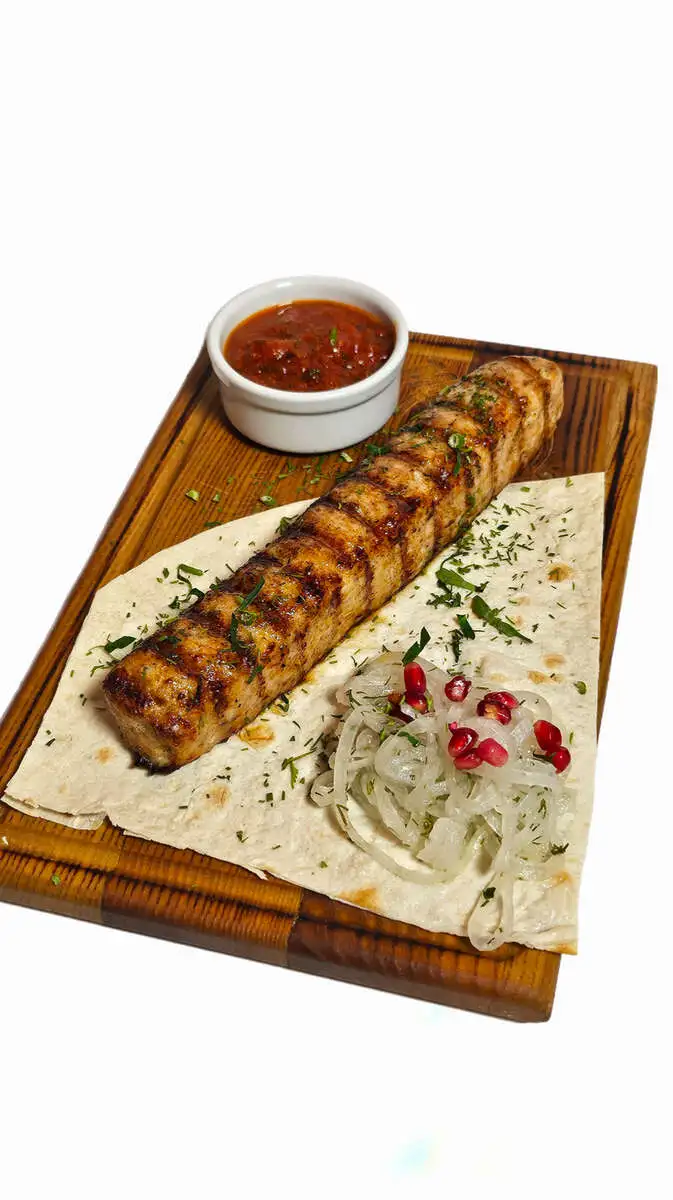 Люля кебаб куриный.