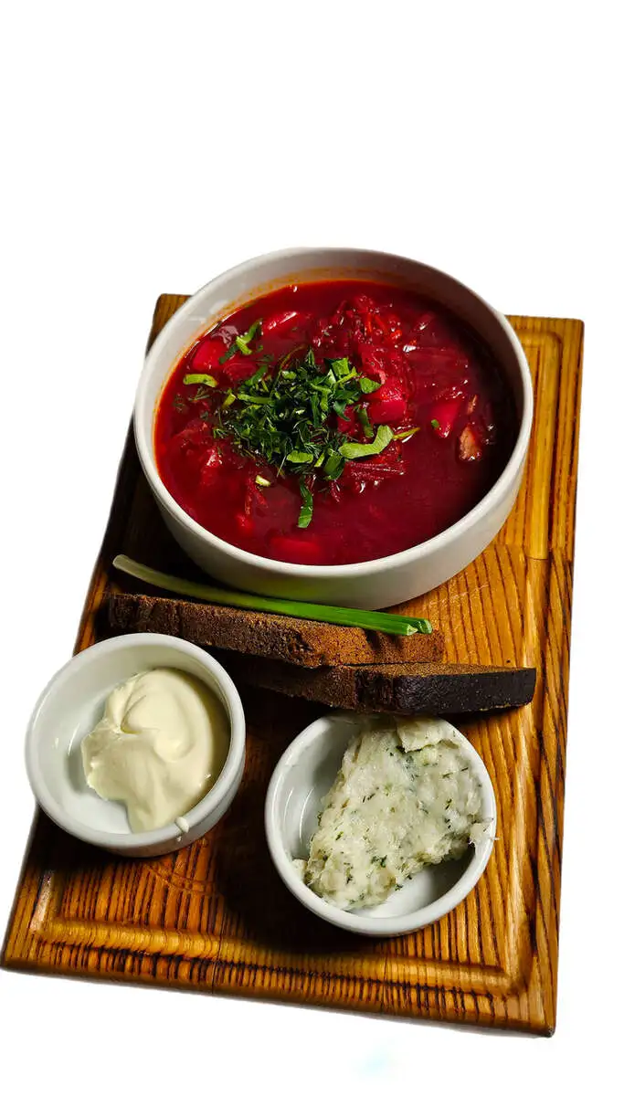 Борщ с салом