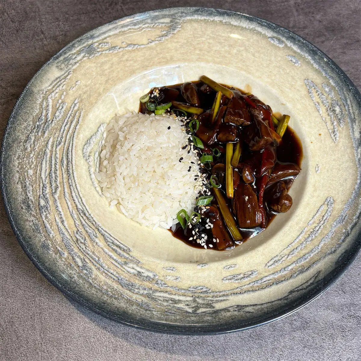 Говядина Купидон с рисом