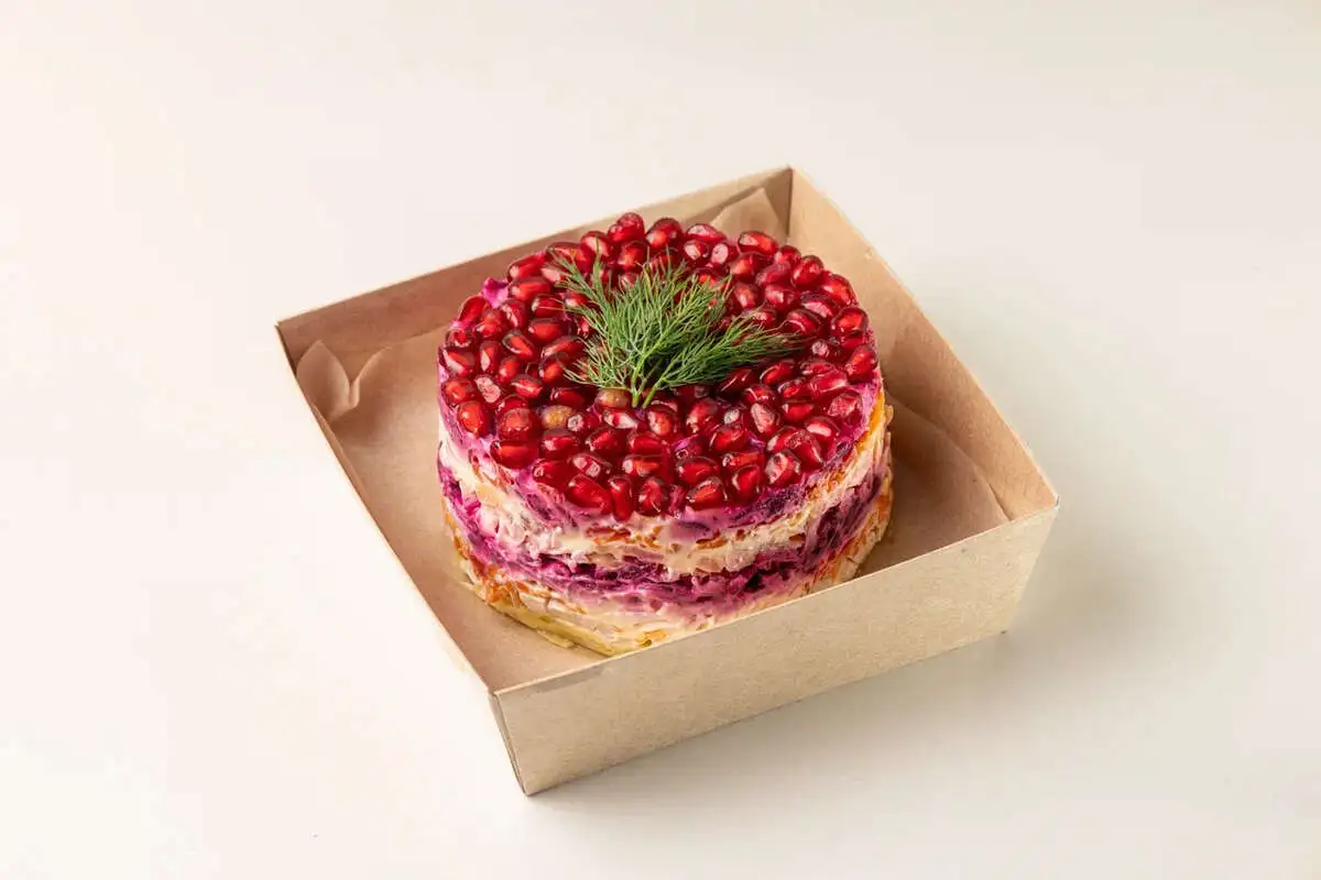 Бенто-гранатовый браслет