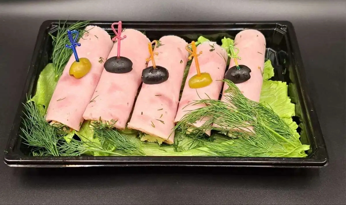 Рулетики из ветчины