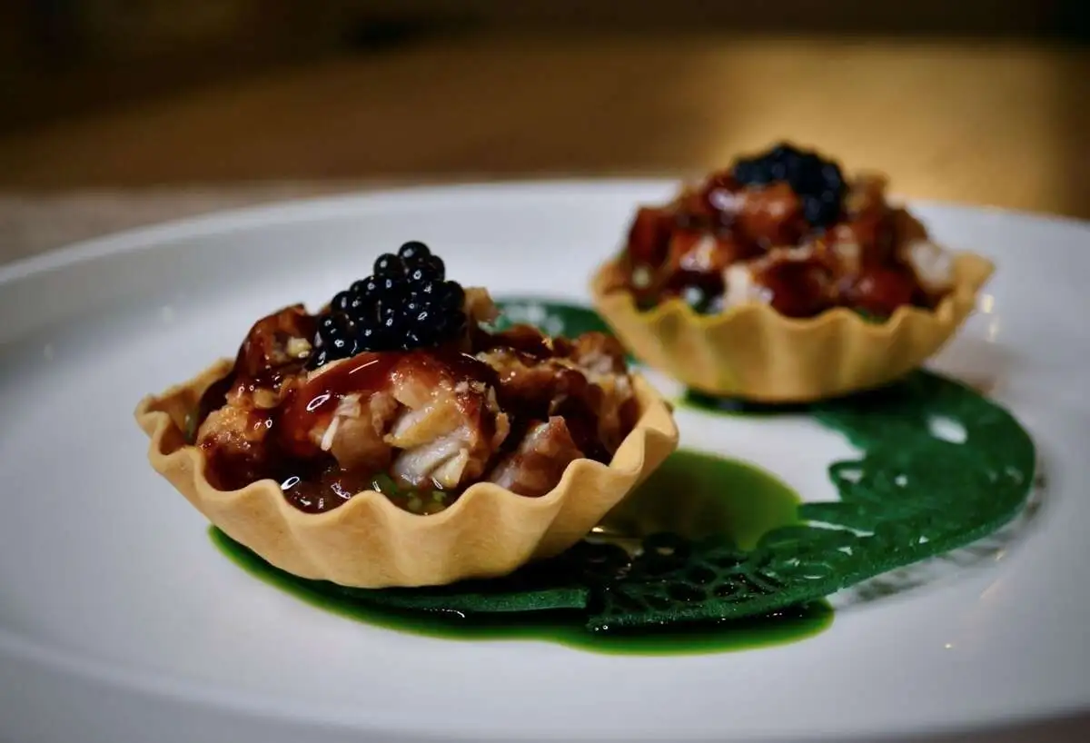 Тарталетки с угрем