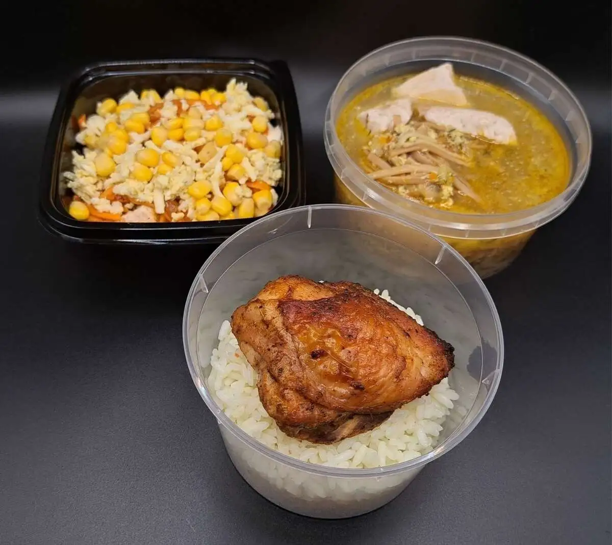 3 Чикен комбо: Пикантный с курицей, Кудрявый, Курочка запеченная с рисом