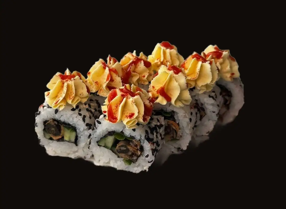 РОЛЛ  С УГРЁМ И МИДИЕЙ