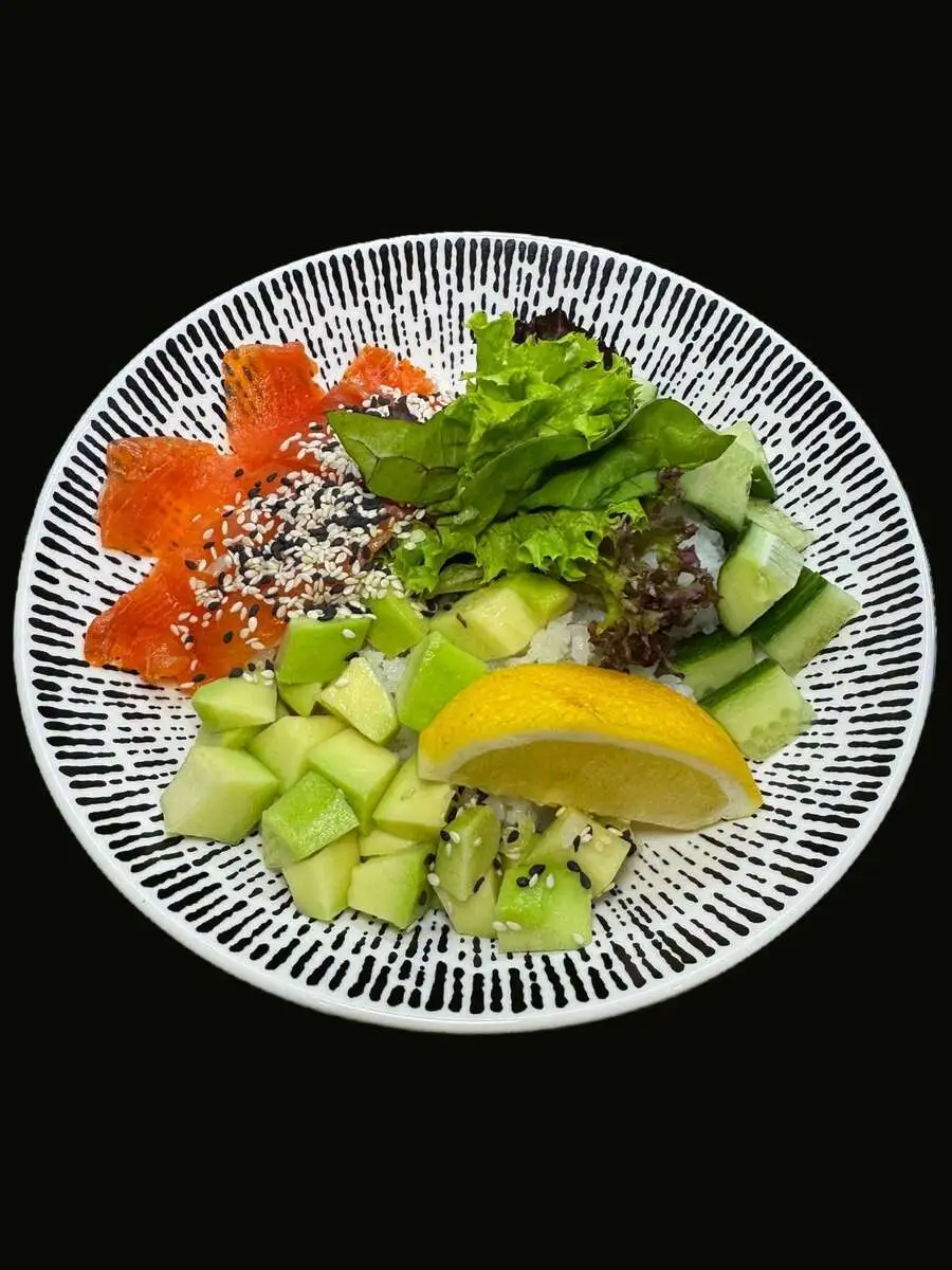 БОУЛ С ЛОСОСЕМ