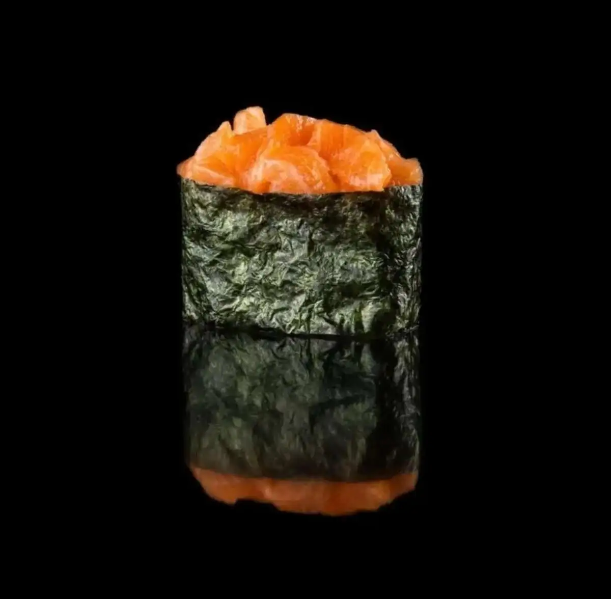  Гункан с лососем 2шт