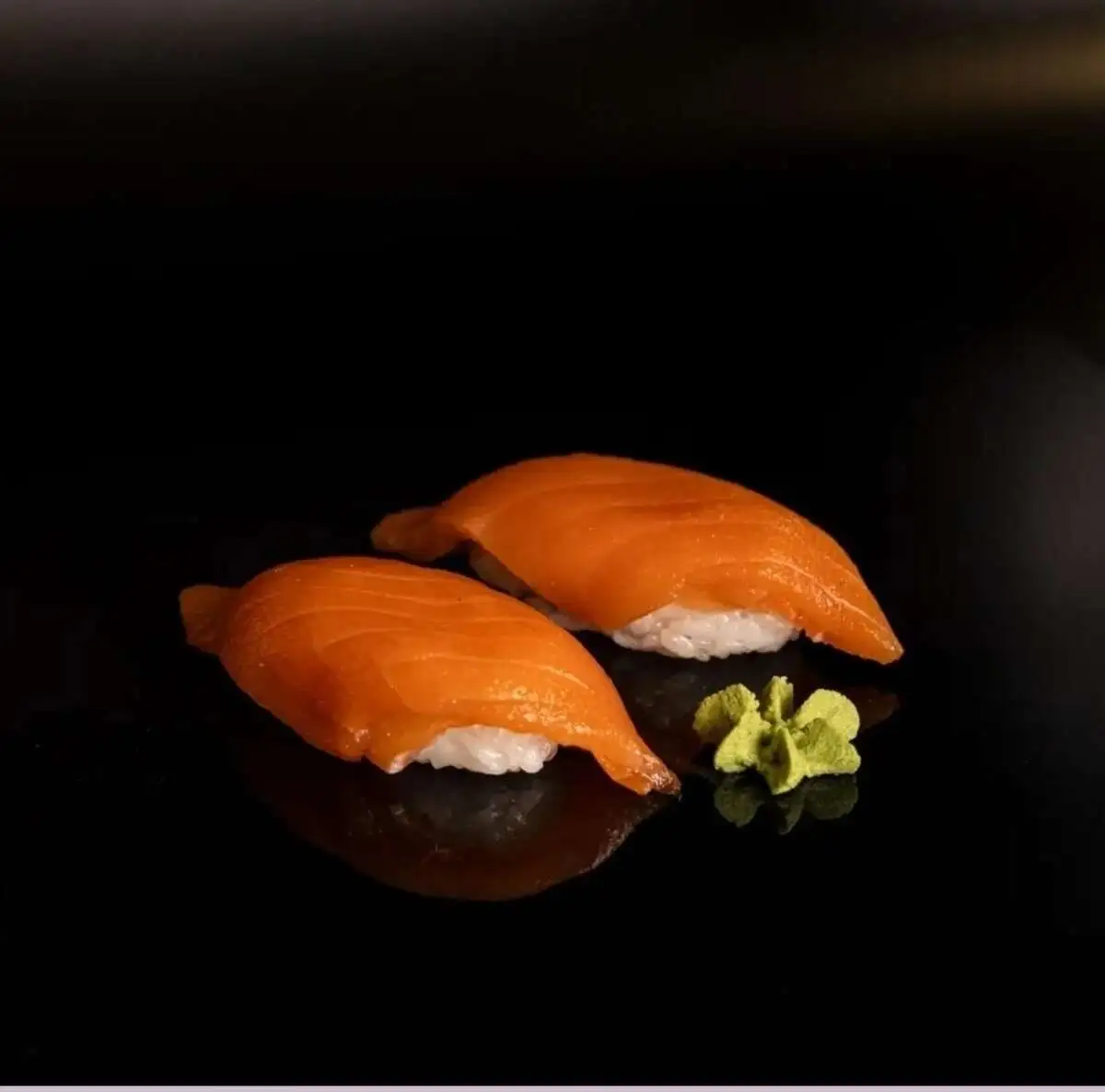 Суши с лососем 2шт*