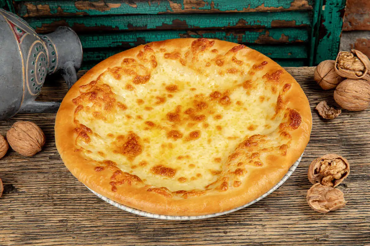 Хачапури по мегрельски (Казбек)