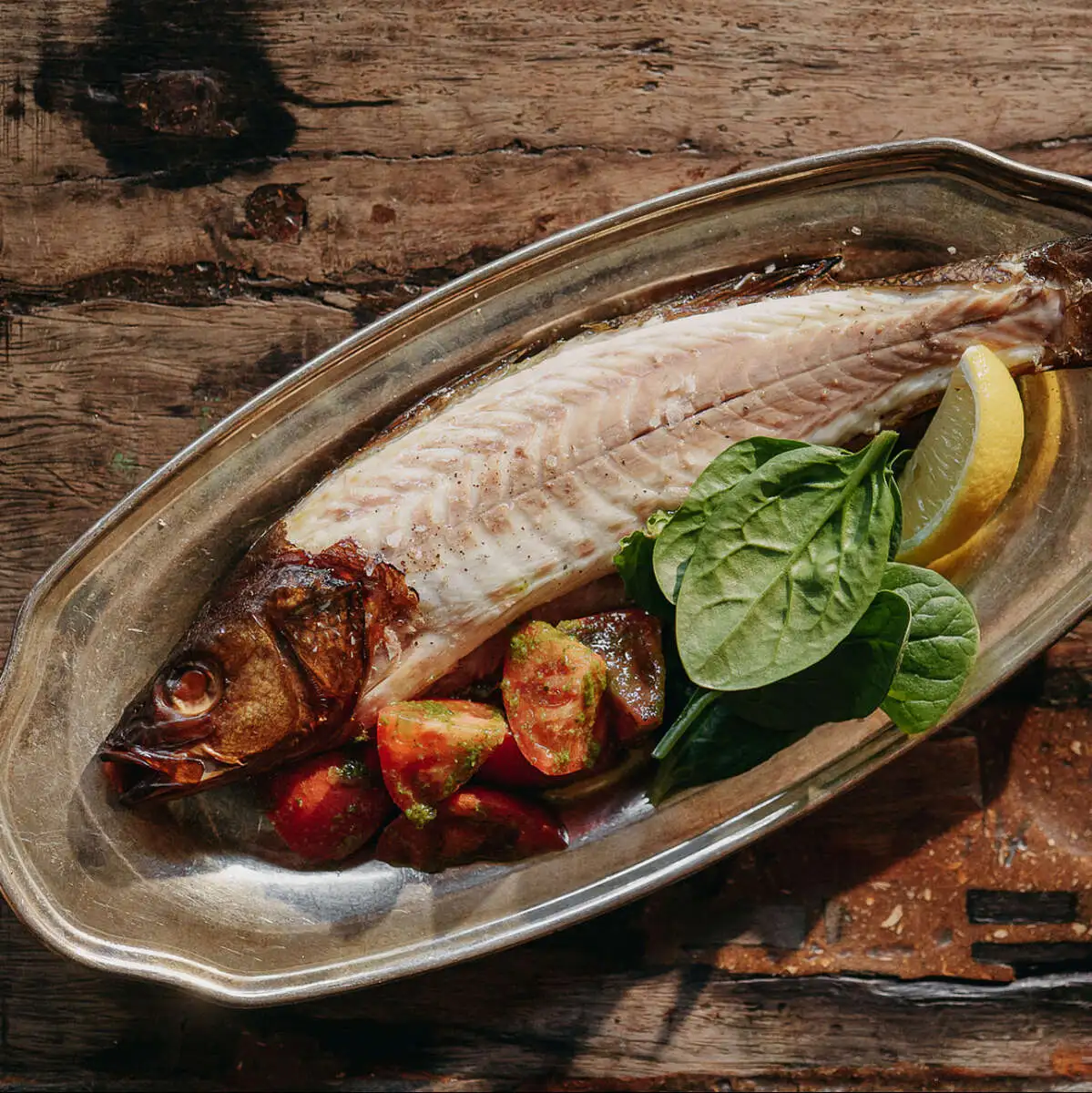 Целый копчёный сибас BBQ (заказ за 24 часа)