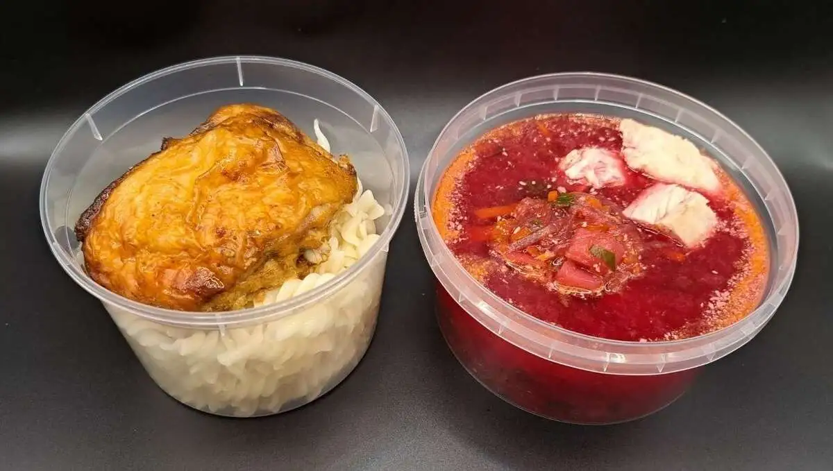 2 Чикен комбо: Борщ с курицей, Курочка запеченная с макаронами