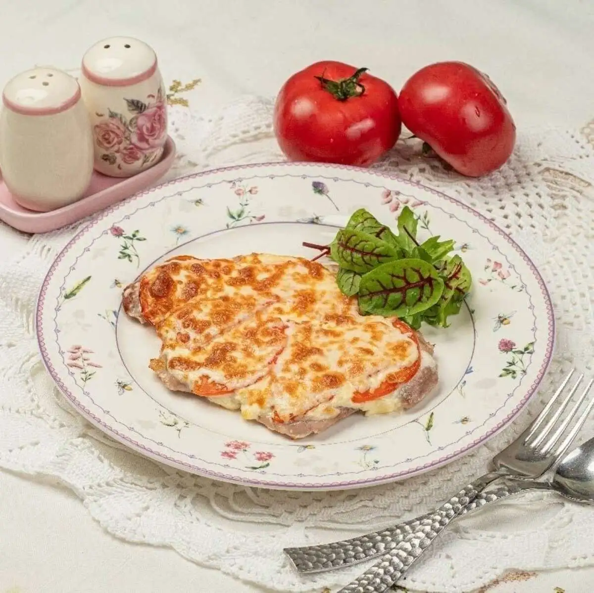 Мясо по-французки