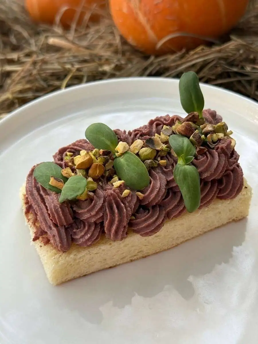 Паштет из печени кролика на Бриоши