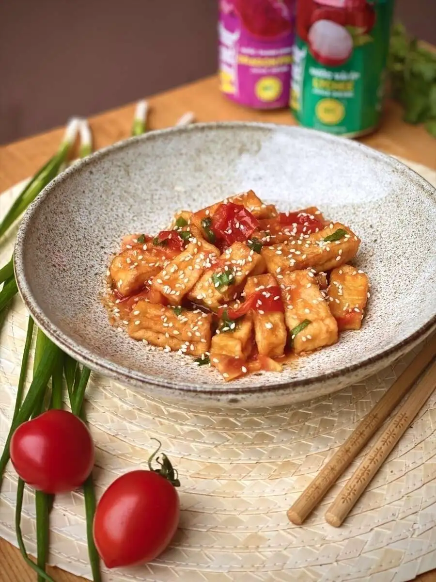 Тофу с томатами