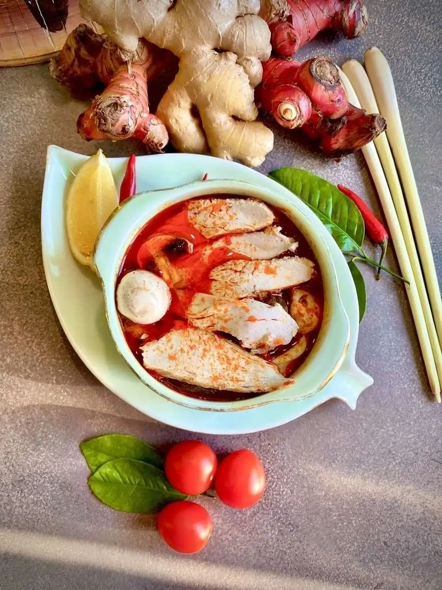 Том ям с курицей