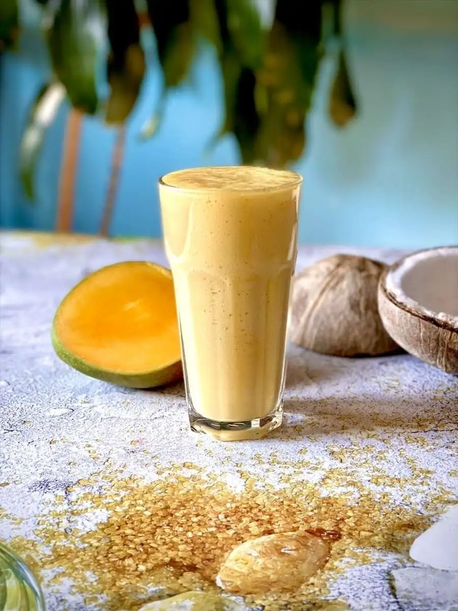 Смузи Манго-Кокос