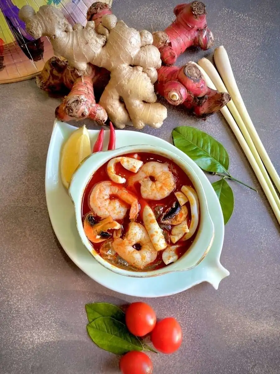 Том Ям с морепродуктами