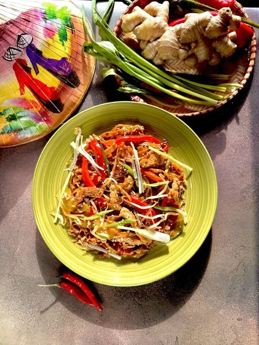 Лапша с курицей