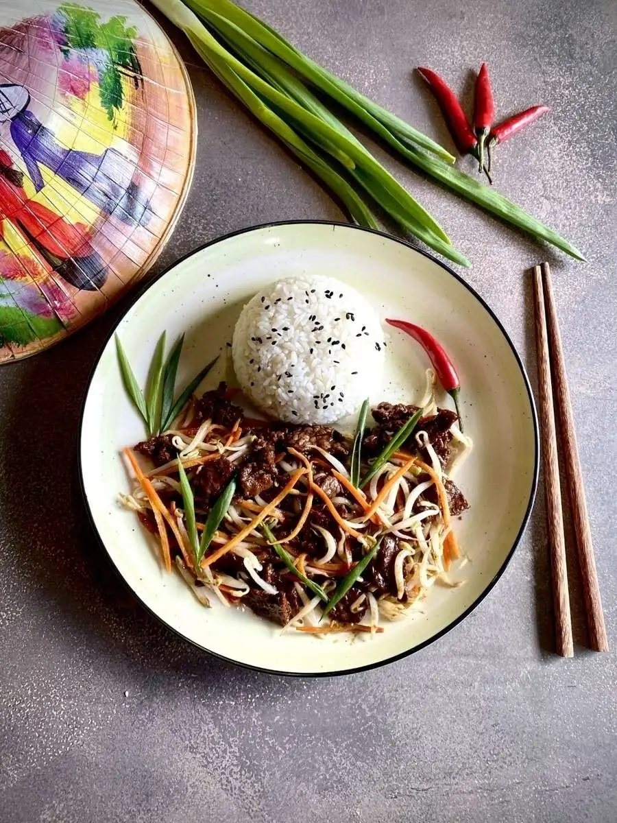 Говядина в устричным соусе