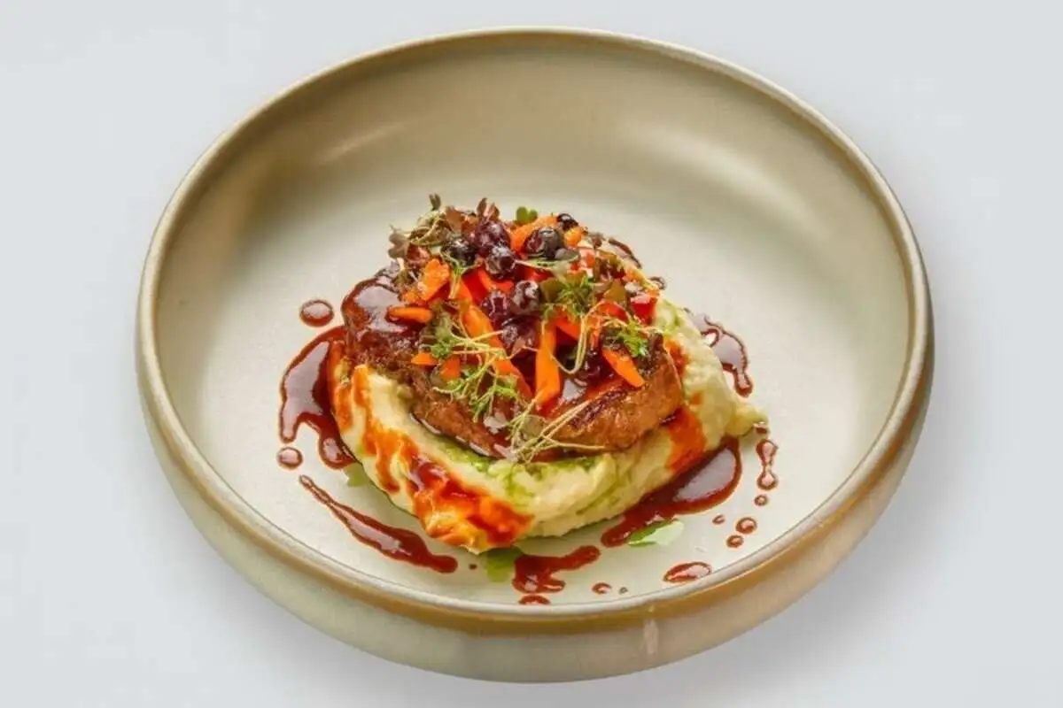 Медальоны из говядины