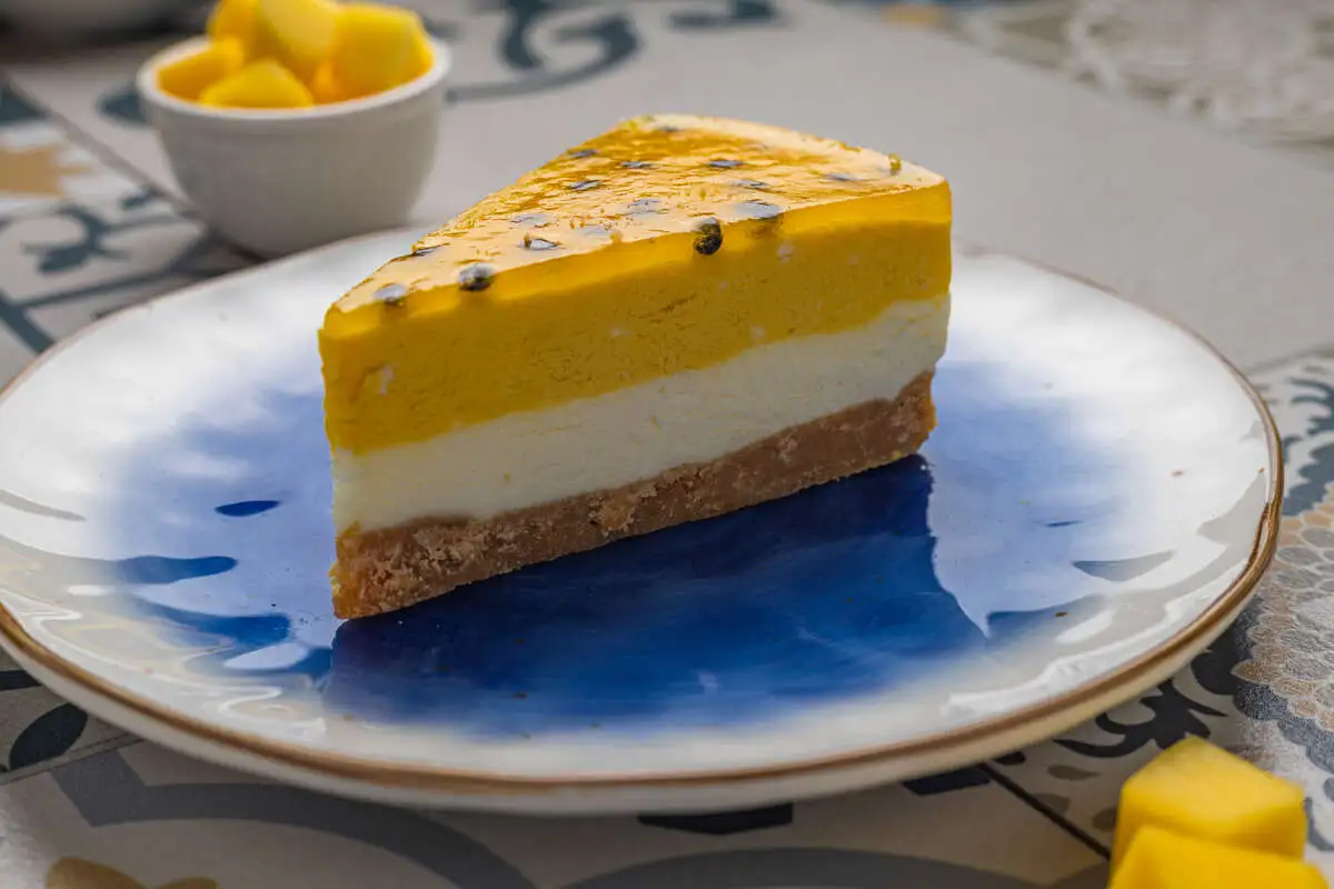 Чизкейк манго-маракуйя