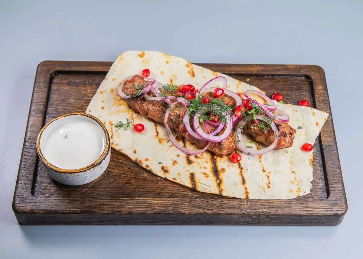 Кебаб из баранины 180/50/40г