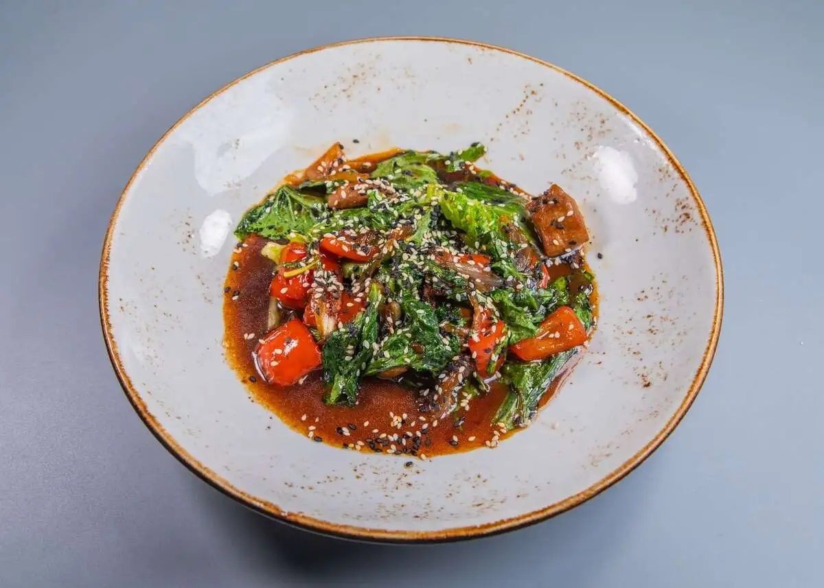 Теплый салат с индейкой 200г