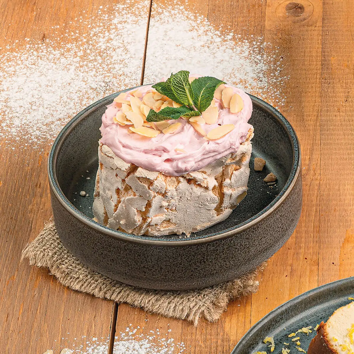 Меренговый рулет