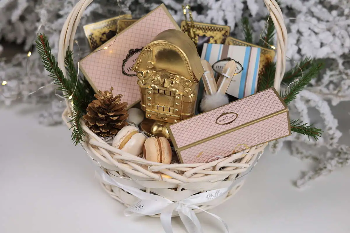 Подарочная корзина №4 "Щелкунчик"