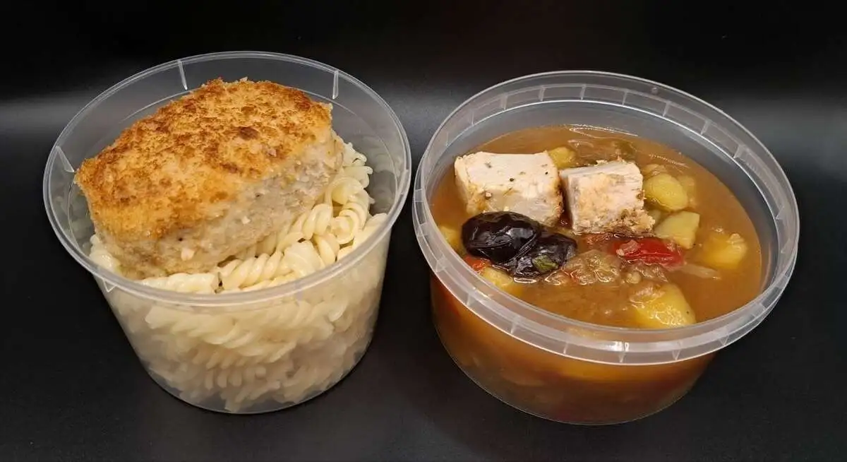 2 Чикен: Бозбаш, Котлета Нежность с макаронами