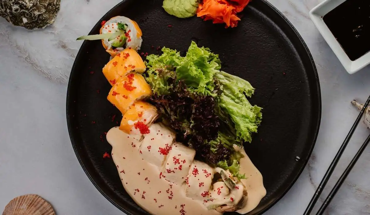 Филадельфия с лососем спайси