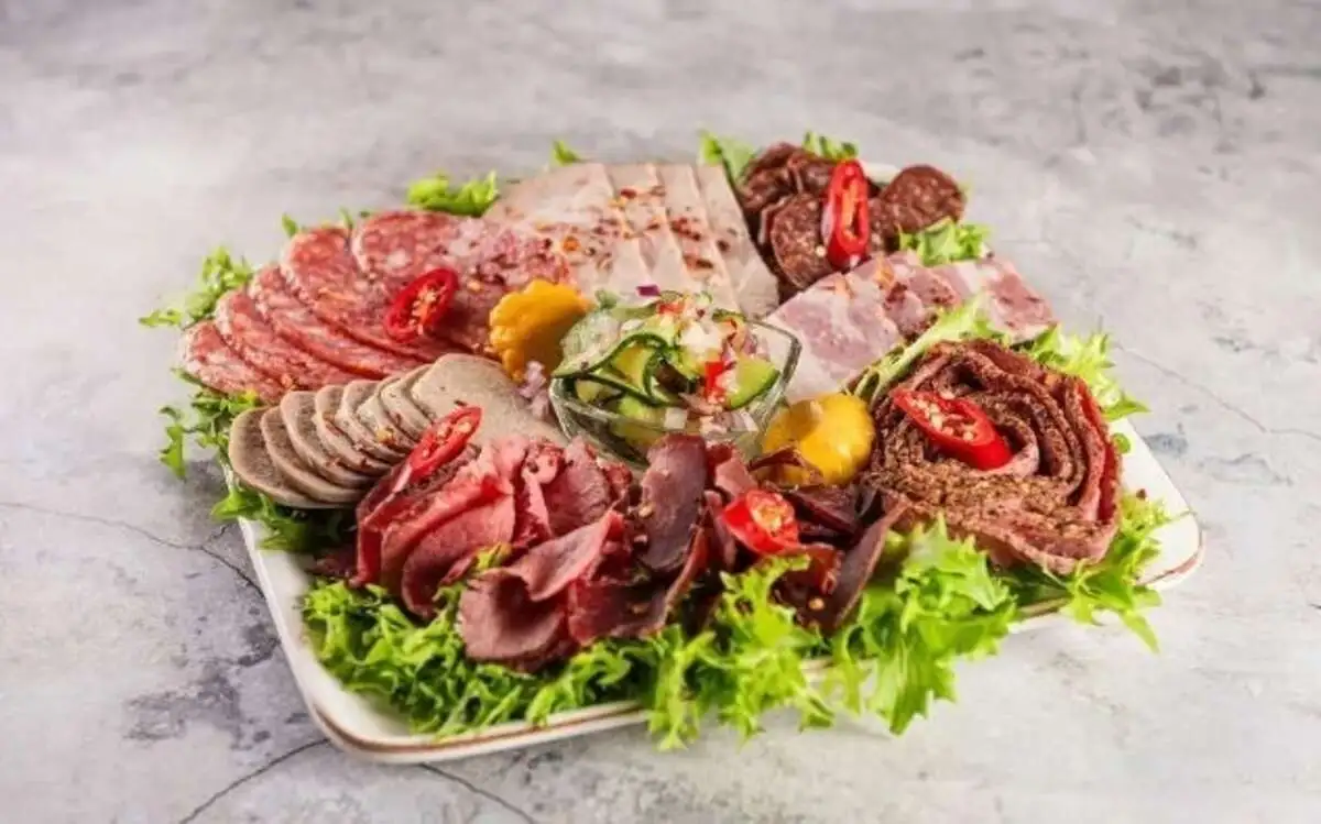 Мясное ассорти