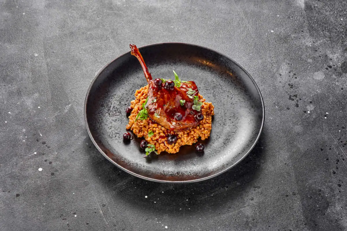 Утиная ножка конфи 