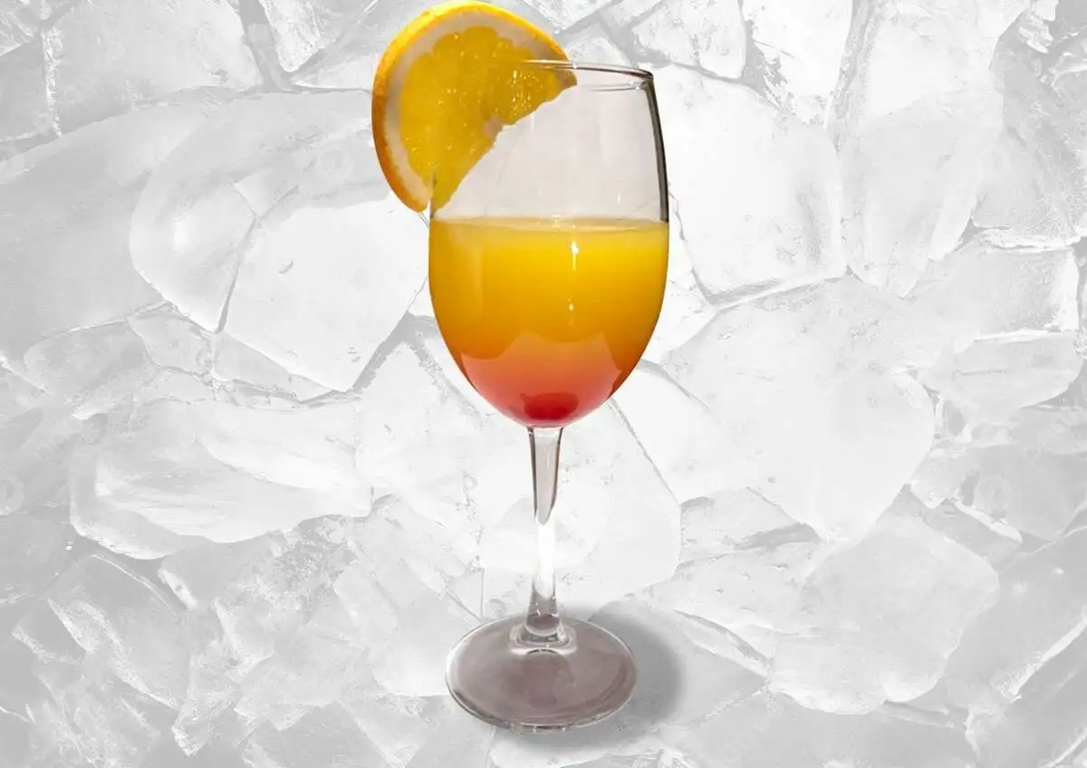 Ромовый санрайс «QUEEN S MARY HEAD»